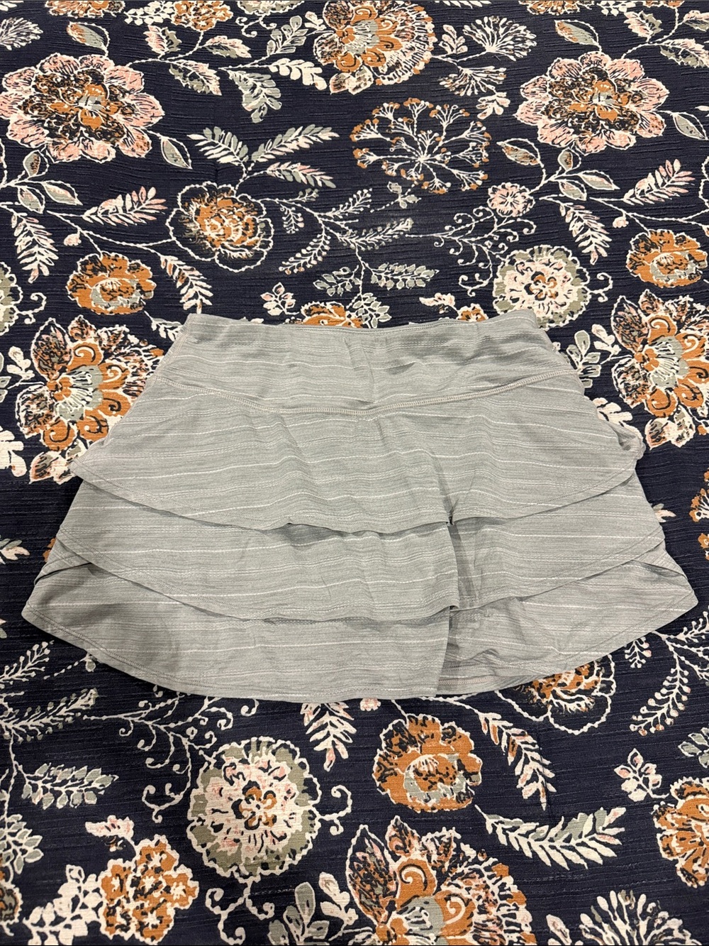 Athleta Light Gray Tiered Ruffle Mini Skirt
